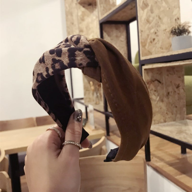 Vintage-Style Leopard-Print Fabric Headband